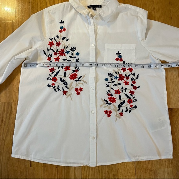 Tintoretto Anthropologie Floral Embroidered Button Down Cotton Blouse Size 42 - Picture 8 of 9